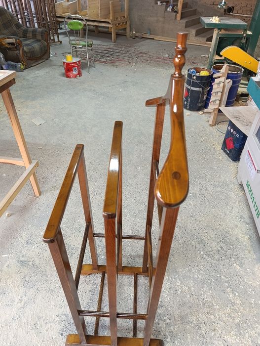 Вешалка   оптим нархда kastum,palto