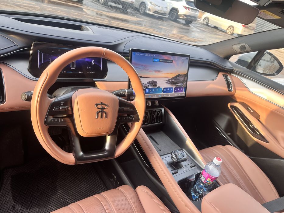 Электрический автомобиль BYD