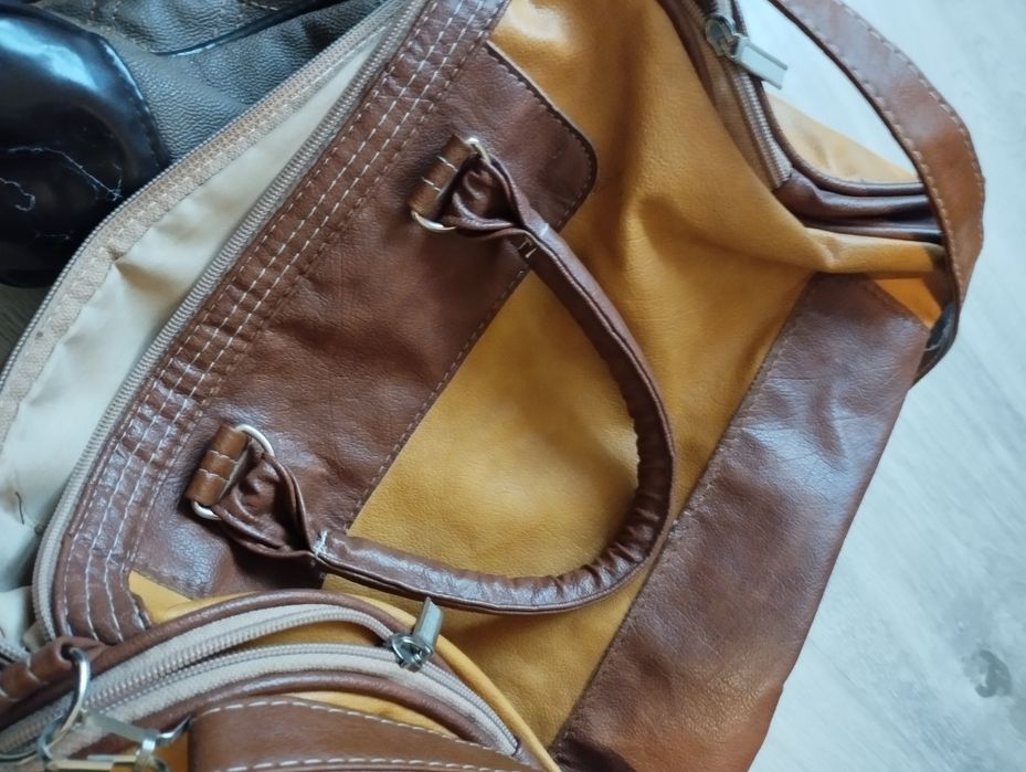 Дамски чанти от естествена кожа