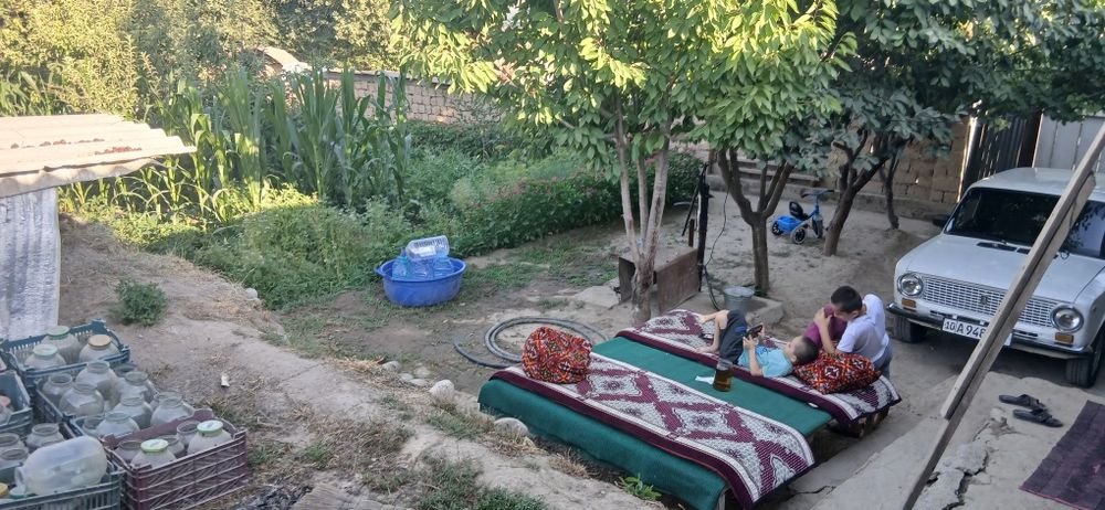 Srochni sotiladi 4 sotiq uy