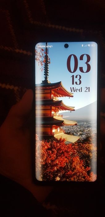 Telefon sotiladi srochno