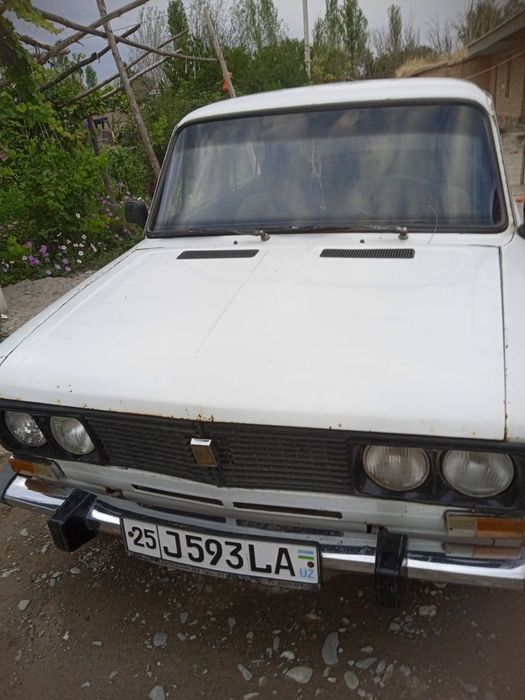 Vaz 2106 avtomobili sotiladi