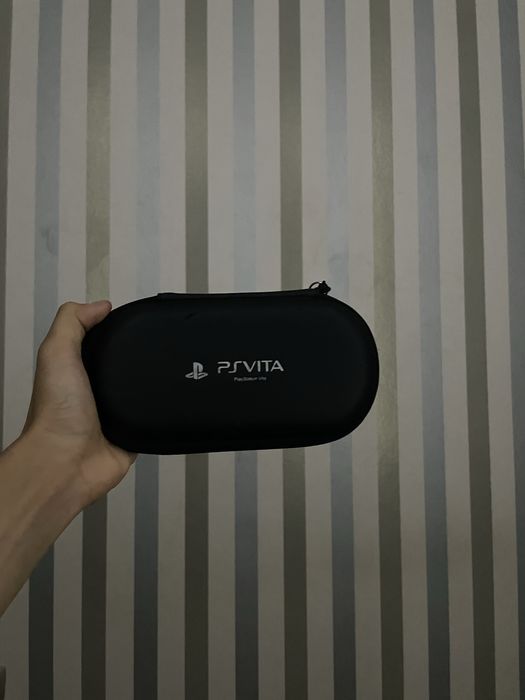Play staishion vita (slim)
