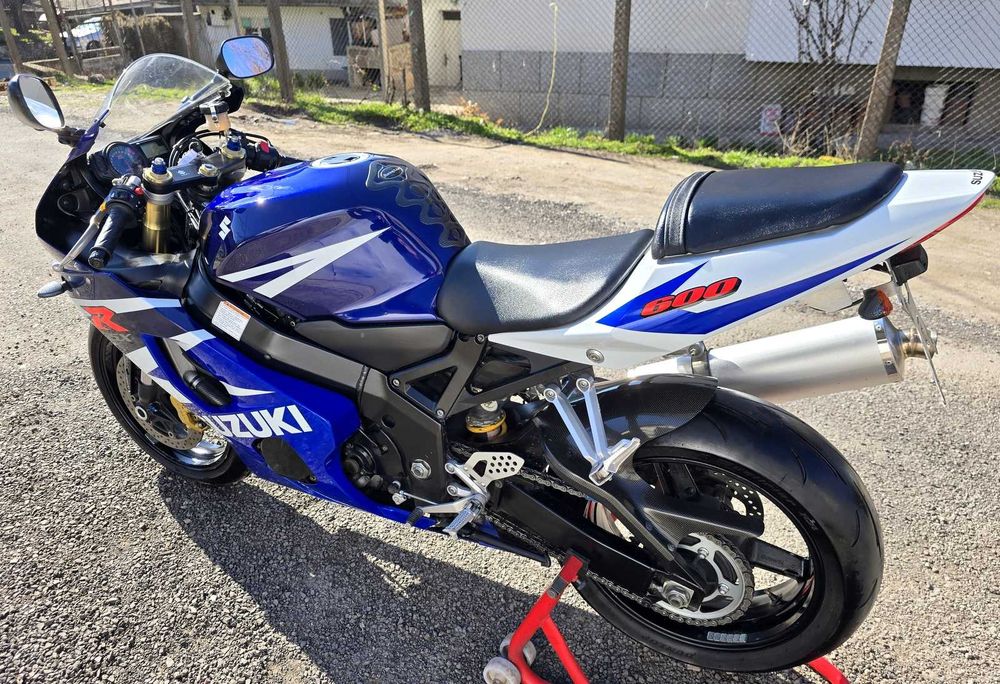 Suzuki Gsxr 600i НОВ ВНОС! УНИКАТ!