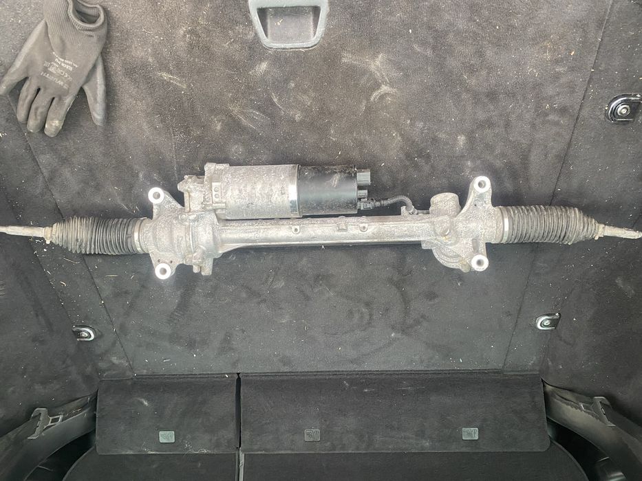 Кормилна рейка BMW F32/F33/F36