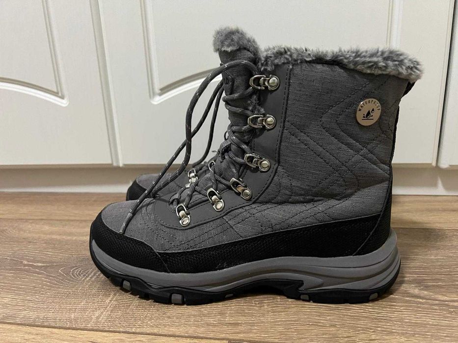 Ghete / Cizme Skechers Trego Cold Blues, Waterproof, marime 38