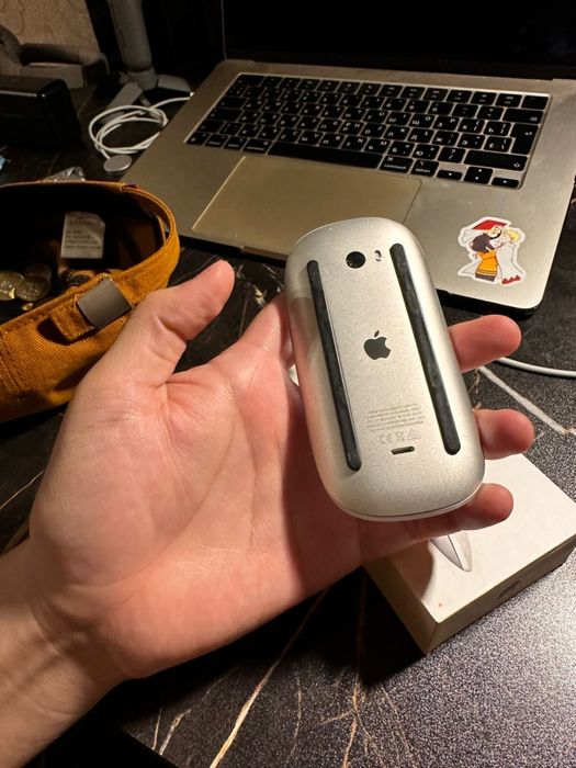 Продам Apple Magic Mouse 2