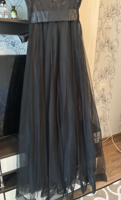 Вечернее чёрное платье
