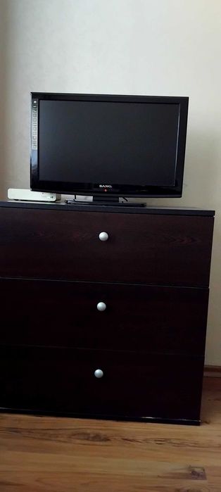 Продавам запазени мебели