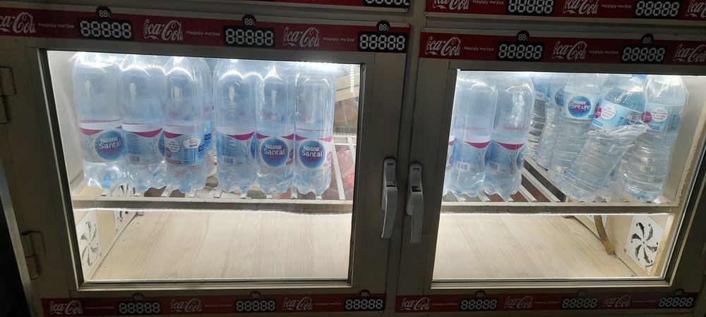 Витрина холодильник