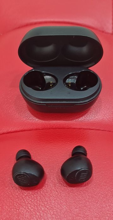Наушники JBL беспроводные