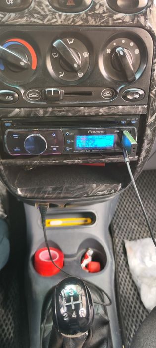 Pioneer DEH CD5200 Делъфин