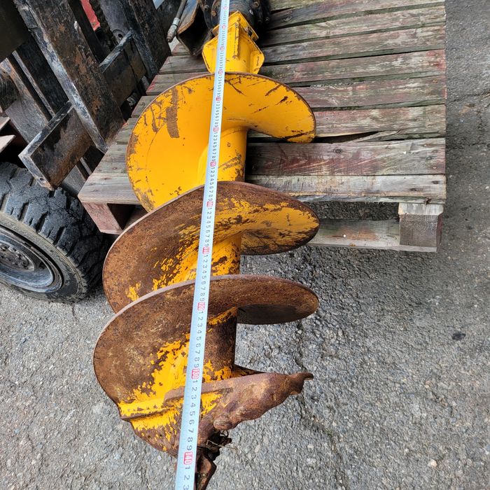 Свредел за багер