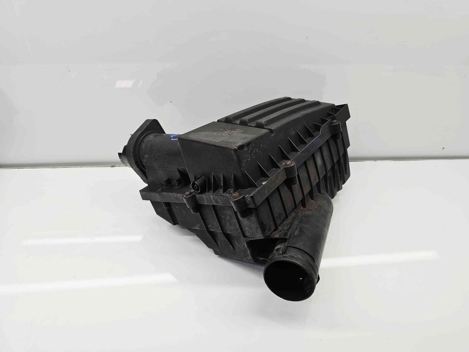 Carcasa filtru aer Volkswagen Touran II (1T3) [Fabr 2010-2015] 1K01296