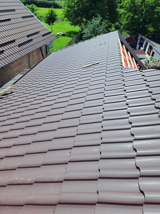 Reparații acoperisuri montaj dulgherie montaj țiglă metalica masardari