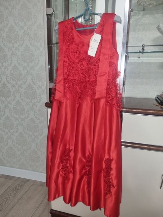 Платье для девочки от 8до 11лет