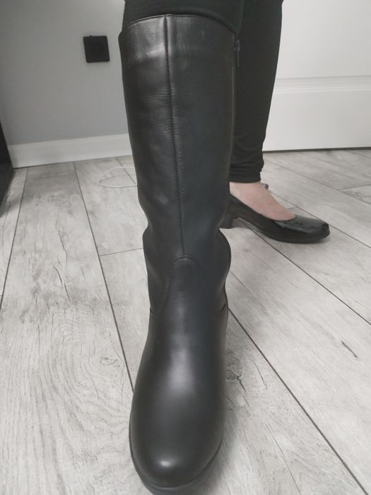 продам зимние сапоги