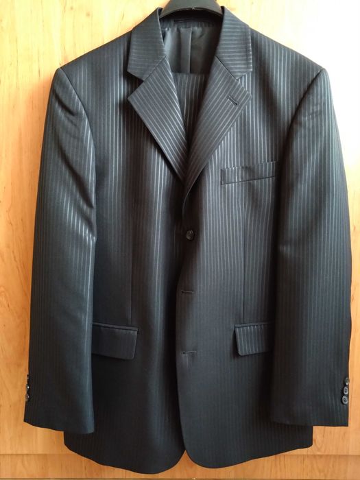 костюми на ниска цена на бр.