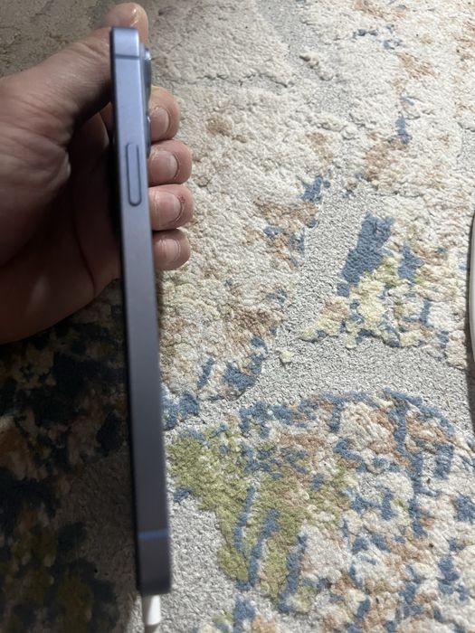 Продам айфон 14 + 256  гб