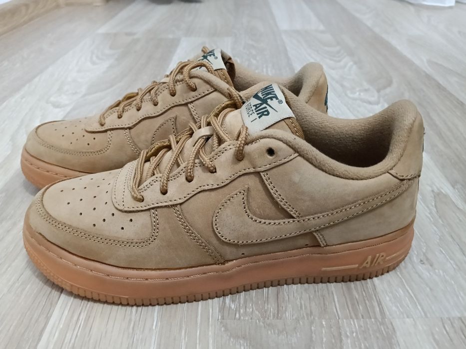 Adidași Nike Air Force mărimea 37,5