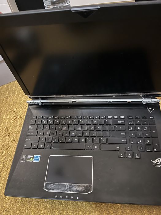ASUS ROG G750JY i7-4710HQ GTX 980M 8GB – pentru piese sau repa