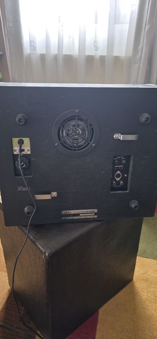 Vând magnetofon Akai G-X-4400D