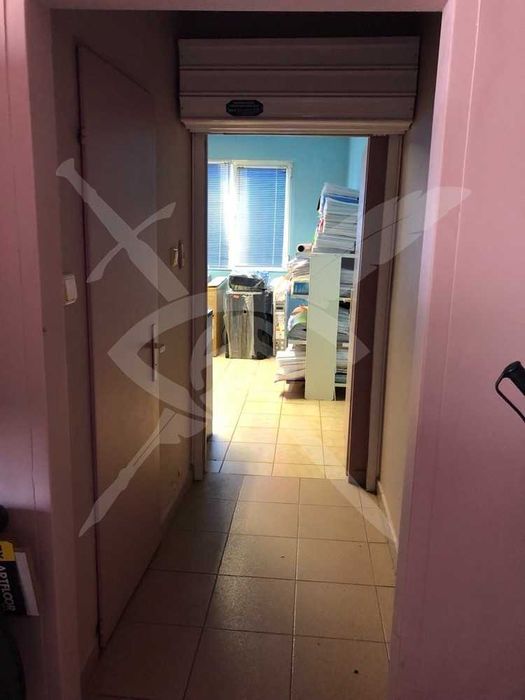 Продава се Тристаен апартамент в София, Разсадника - 85 кв.м за 1765 €/кв.м - Снимка #2