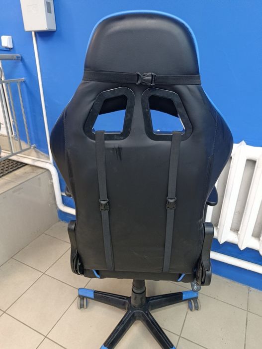 Продам игровое кресло
