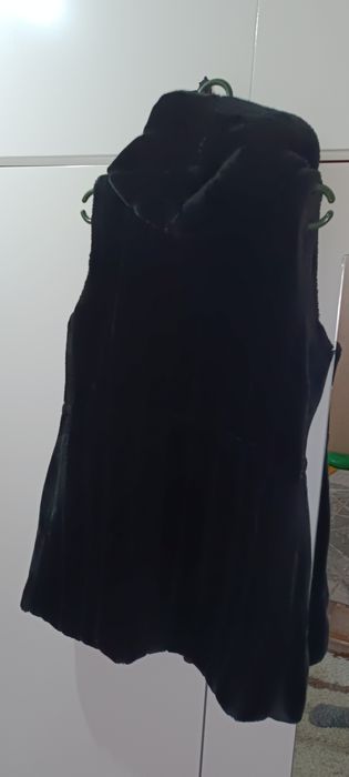 Жилет для женщин.