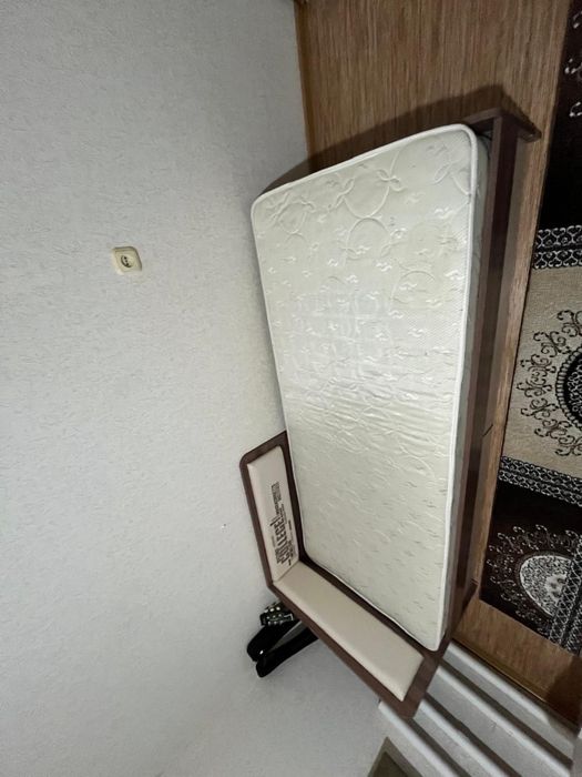 2 кроватки по 5 000 тг