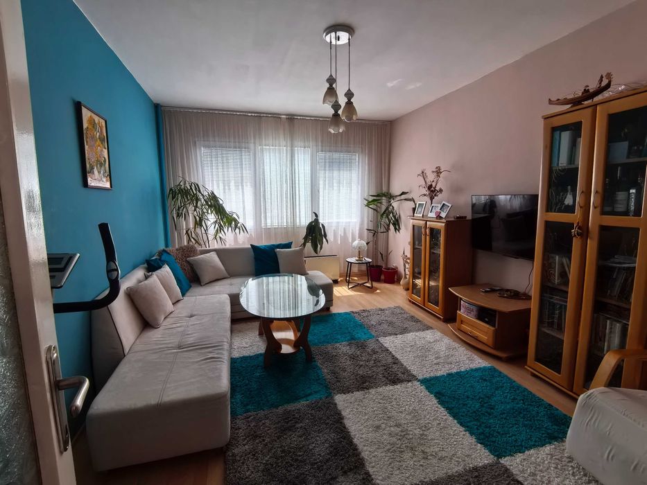 Продава се Тристаен апартамент в Плевен, Дружба 1 - 80 кв.м за 765 €/кв.м - Снимка #1