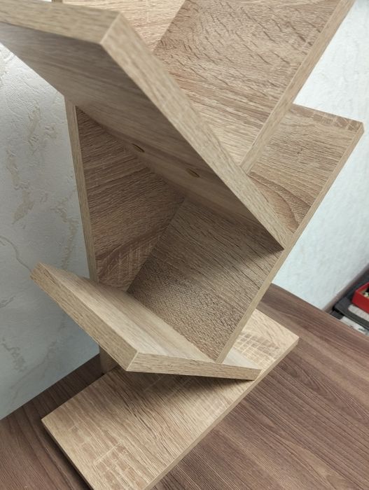 Настольная полочка