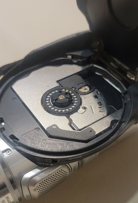 Sony DCR-DVD 505E / Видеокамера Сони