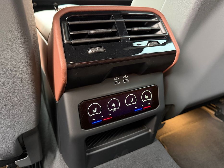 BMW 530e Hybrid  2025г. Макс комплектация