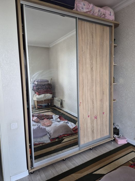 Шкаф купе в хорошем состояние