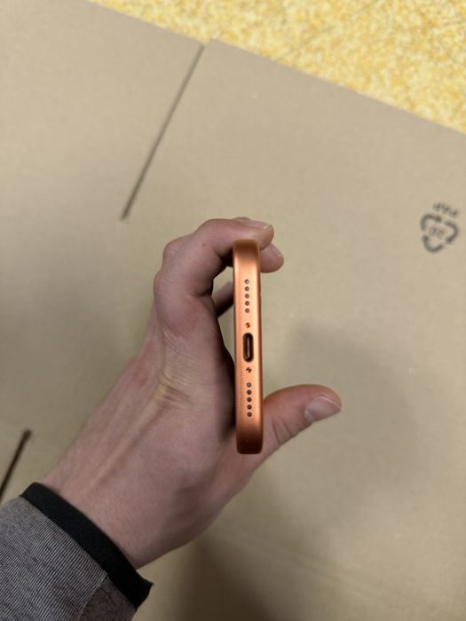 iPhone 17 Pro, 256Gb, Cosmic Orange (e-Sim)