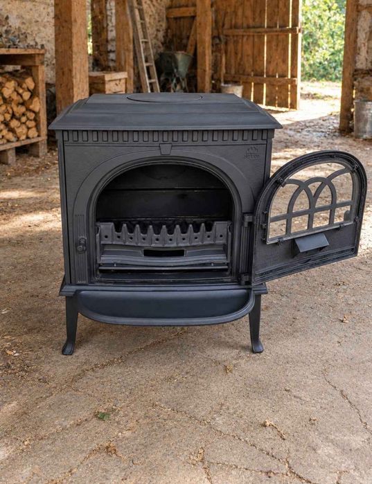 Sobă pe lemne Jotul