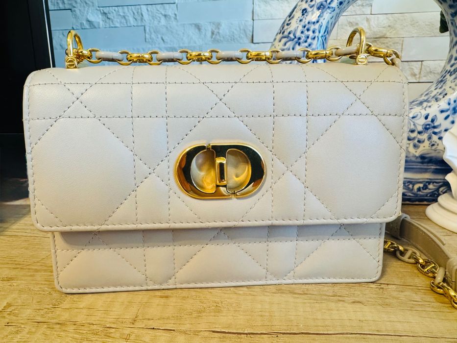 Geanta DIOR, linia Miss Caro