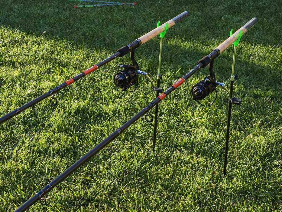 Фидер Комплект с 2 бр. Фидер Въдица Osako Treme Feeder 3.60м/3.90м (120-180гр) + 2 бр. Макари OSP 5000/6000 + 4 бр. Телескопични колчета