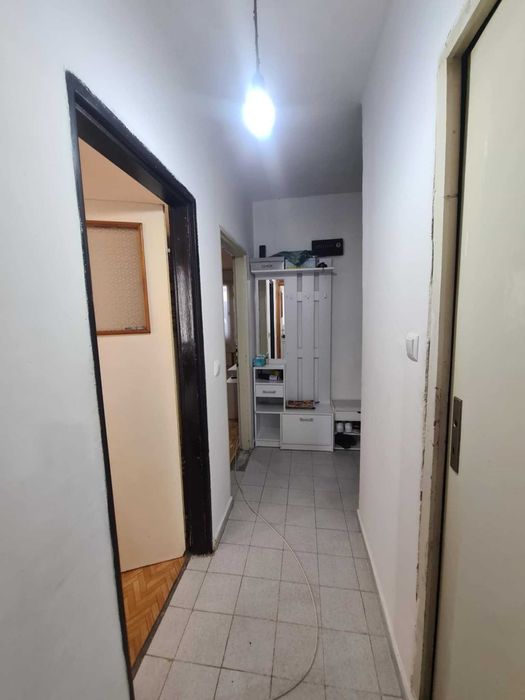 Продава се Тристаен апартамент в Хасково, Любен Каравелов - 80 кв.м за 893 €/кв.м - Снимка #7