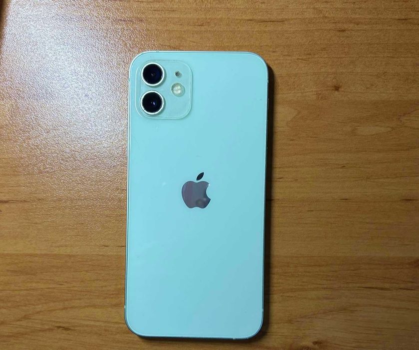 iPhone 12 - 64 GB - lime green + кейсове