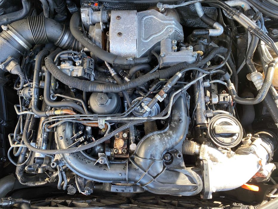 Dezmembrez audi a8 D3 3.0 tdi ASB facelift 2/bara fata a8/far/stop a8/