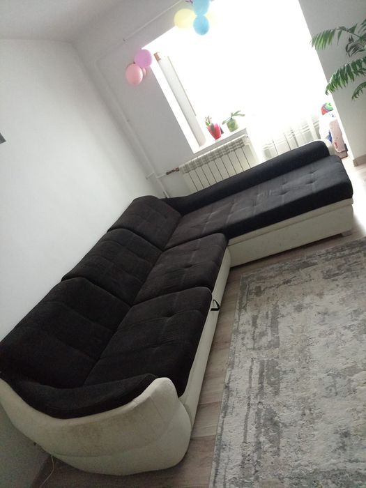 Vând colțar mobila