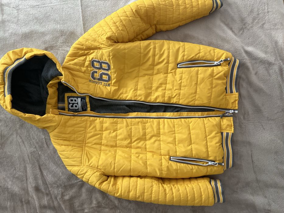 Geaca baieti galbena