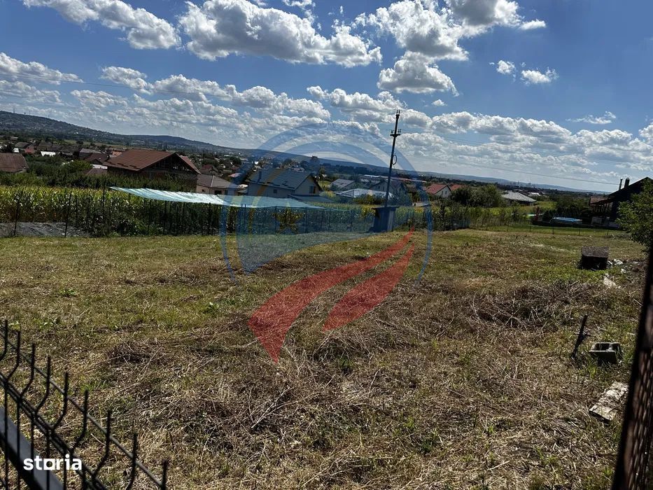 Teren intravilan Santana de Mures, 1200 mp, construibil 2 case!