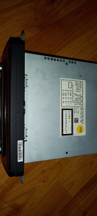 Vand RADIO MP3 Blaupunkt original de pe vw Passat 2010