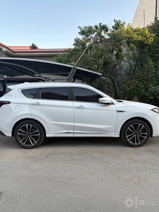 Продаю свою JETOUR X70 PLUS