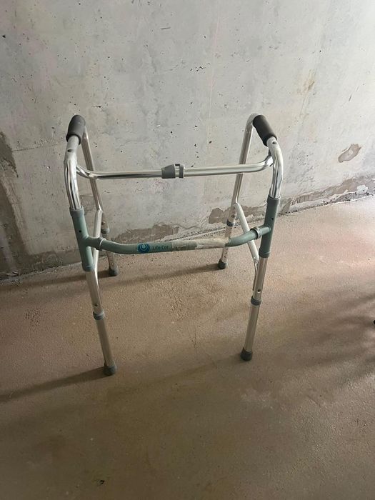 Ходунок для взрослых