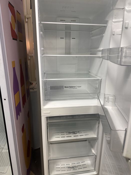 Продам Холодильник LG за 70000 тг