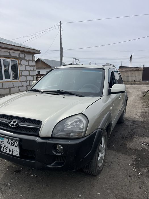 Продам машину Hyundai Tucson